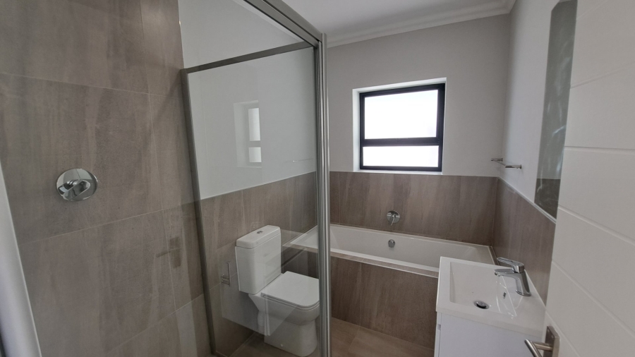 2 Bedroom Property for Sale in Table View Western Cape